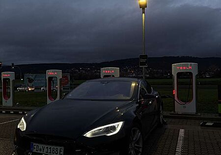 Tesla Model S 85D MCU2, Autopilot 1.0, Free Supercharging