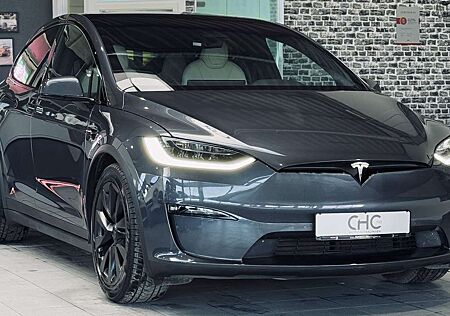 Tesla Model X Plaid