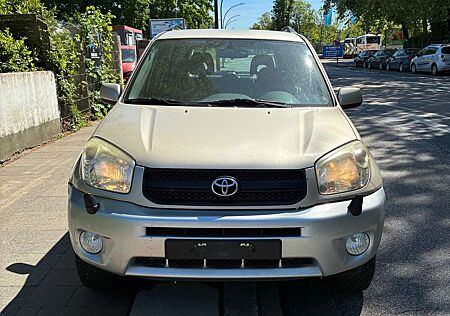 Toyota RAV 4 Rav Bensin 2005 2,0 Liter