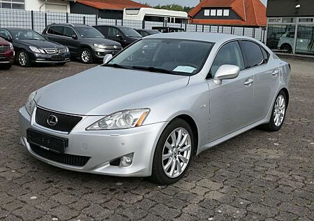 Lexus IS 250 V6/AHK/Navi/Sitzbelüftung/Xenon
