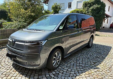 VW T7 Multivan Volkswagen Multivan Lang eHybrid Life