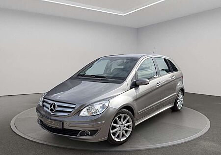 Mercedes-Benz B 170 *Sport Paket*Navi*SHZ*TÜV 01/28*AHK