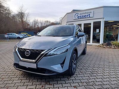Nissan Qashqai Qashqai 1.3 DIG-T MHEV Xtronic Tekna Plus Mit AHK Alu 8 fach bereift Garantie