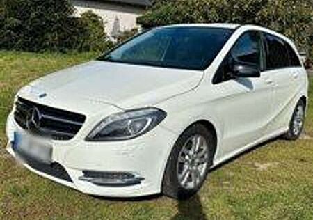 Mercedes-Benz B 180 B-Klasse (BlueEFFICIENCY)