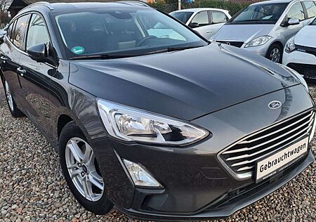 Ford Focus Turnier * TOP AUSSTATTUNG/TOP ZUSTAND *