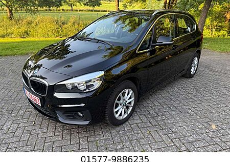 BMW 218 Navi PDC Ahk