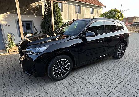 BMW iX1 30 xDrive M Sport