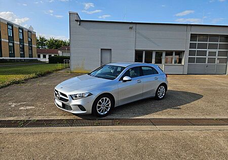 Mercedes-Benz A 200 Progressive
