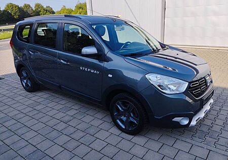 Dacia Lodgy 7 Sitzer - Steuerkette/Reifen/Öl neu - TOP