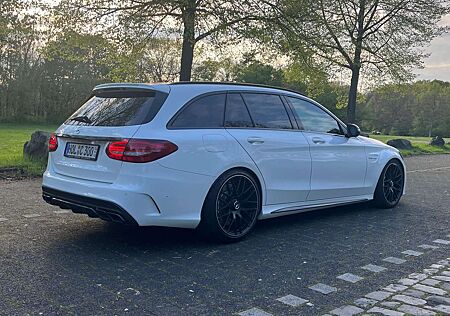 Mercedes-Benz C 63 AMG gebraucht kaufen Mercedes-Benz C 63 AMG AMG C 63 T AMG Speedshift 7G-MCT