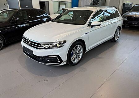 VW Passat Variant Volkswagen Passat GTE AID/ACC/MATRIX/STHZ/KAM/KEY/SIDE/AHK