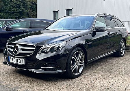 Mercedes-Benz E 250 Klasse T*Avantgarde/LEDER/AHK/H&K/SHZ/RFK*