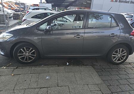 Toyota Auris 1.4 D-4D