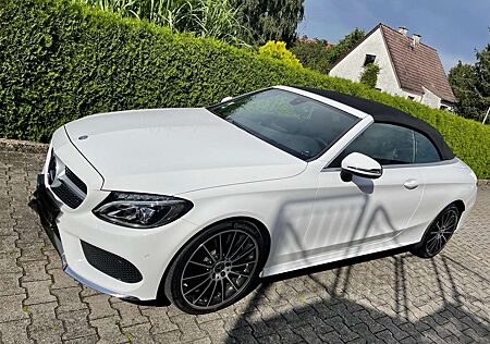 Mercedes-Benz C 300 Cabrio 9G-TRONIC AMG Line