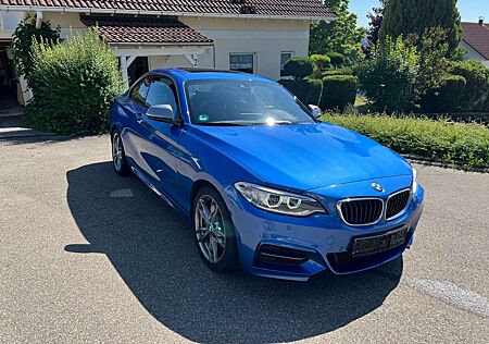 BMW 240 M240i xDrive Coupe Sport-Aut.