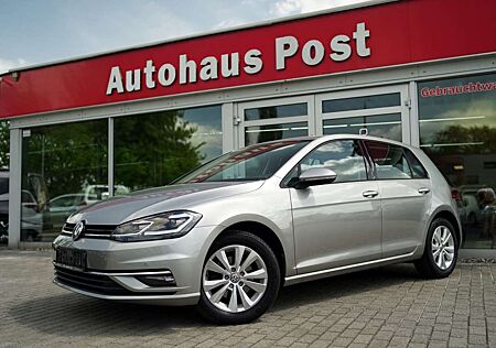 VW Golf Volkswagen VII Comfortline LED CarPlay KeyLess Massage