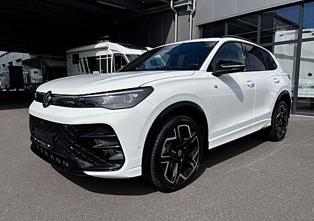 VW Tiguan Volkswagen 2.0 TDI 4MOTION DSG R-Line IQ.Drive AHK