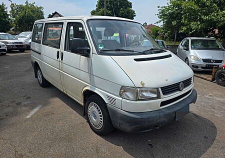 VW T4 Caravelle Volkswagen 2.5 TDI Kat