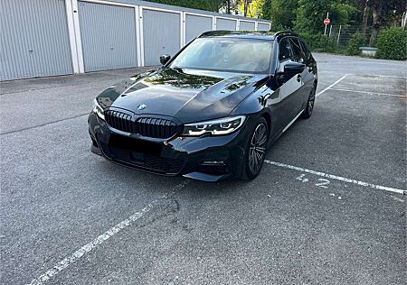BMW 330 i M Sport