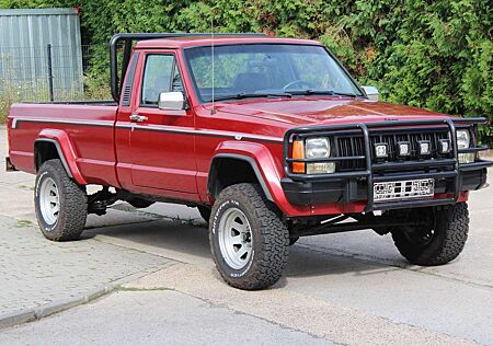 Jeep Comanche +HKENNZEICHEN