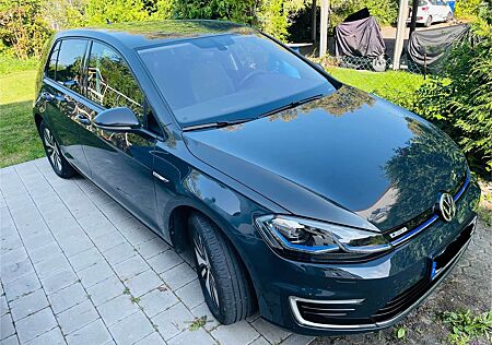 VW e-Golf Volkswagen Comfort
