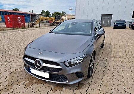 Mercedes-Benz A 180 d 8G-DCT Progressive, Garantie, Standheizung