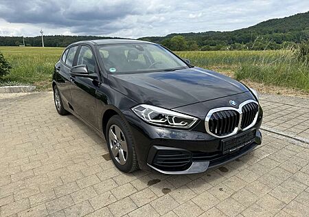 BMW 118 Colorvision Sitzheizung, heiz. Lenkrad, PDC, …