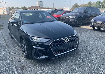 Audi A3 Limousine 35 TFSI S line,Auto