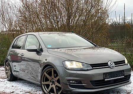 VW Golf Volkswagen VII 1.4 TSI*Highline*DSG*Navi*Xenon*19 Zoll