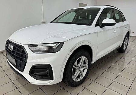 Audi Q5 40 TDI qu. Neues Modell / Optik-Paket schwarz