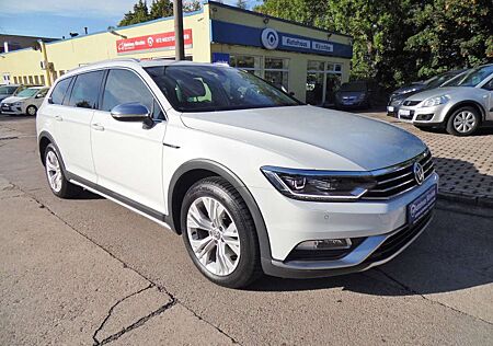VW Passat Alltrack Volkswagen /Pano/AHK/ACC/Kamera/Navi/4x4