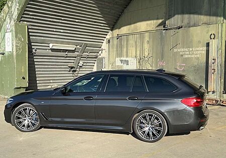 BMW 540d 540 5er Touring xDrive Pano M-Sport 20Zoll M-Line