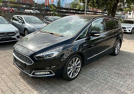 Ford S-Max S MAX VIGNALE-PANO-AUTOM-NAVI-7 SITZER-LEDER