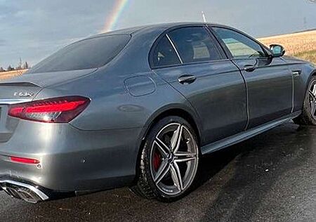 Mercedes-Benz E 63 AMG AMG E 63 S 4Matic AMG Speedshift 9G-MCT