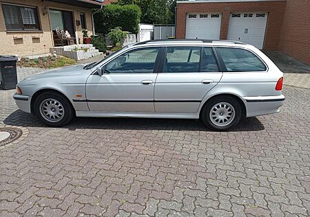 BMW 520i 520 touring