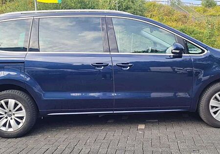 VW Sharan Volkswagen 1.4 TSI /wunderschön/voll Scheckheft