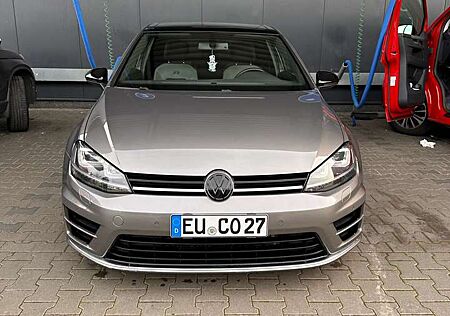 VW Golf Volkswagen R 4Motion BlueMotion Technology DSG