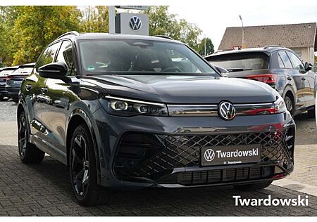 VW Tiguan Volkswagen 1.5 eTSI R-Line Matrix Pano HUD Keyless