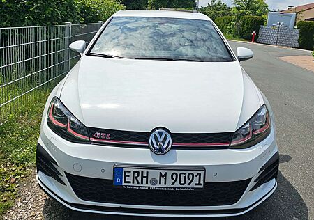 VW Golf GTI Volkswagen Golf VII 5-Türer DSG Performance