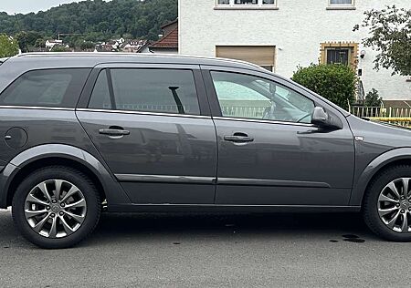 Opel Astra Caravan 1.8