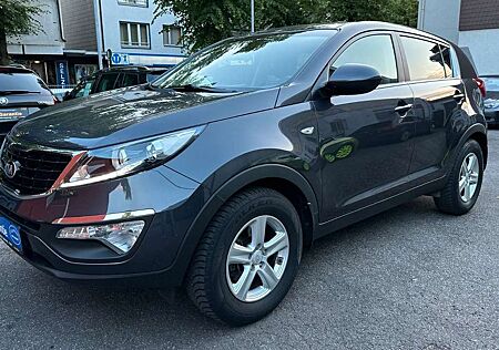 Kia Sportage Dream Team 2WD 1.6*AHK*SHZ*Tempomat