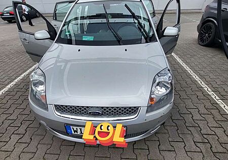 Ford Fiesta Ghia
