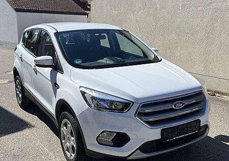 Ford Kuga 1.5 EcoBoost 2x4 Trend