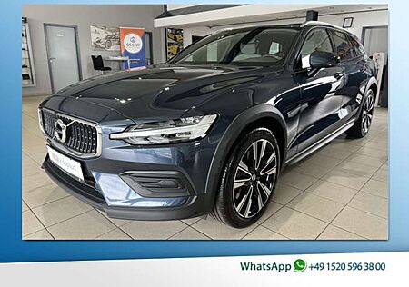 Volvo V60 CC V60 Cross Country CC B5 Pro AWD ACC BLIS Pano Kamera WinterPkt