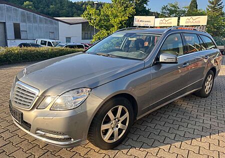 Mercedes-Benz E 220 CDI / Deutsch / Mehrwertsteuer / Scheckhef