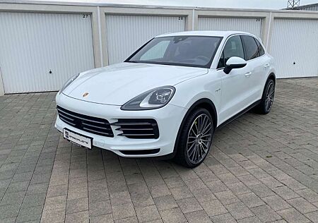 Porsche Cayenne E-Hybrid, 1. Hand, MwSt. 22" Service NEU