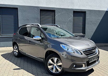 Peugeot 2008 Allure 1.2*NAVI*PDC*SHZ*KLIMA*LED*Bluetooth