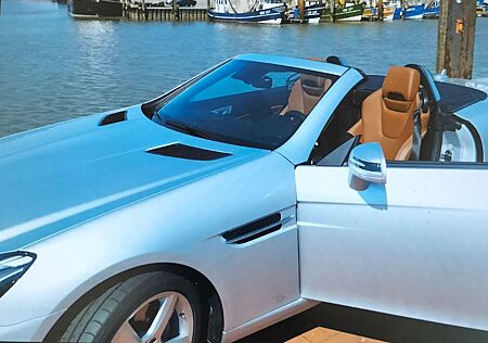 Mercedes-Benz SLC 200 9G-TRONIC, WIE NEU,I. HAND,TOP-AUSSTATTUNG