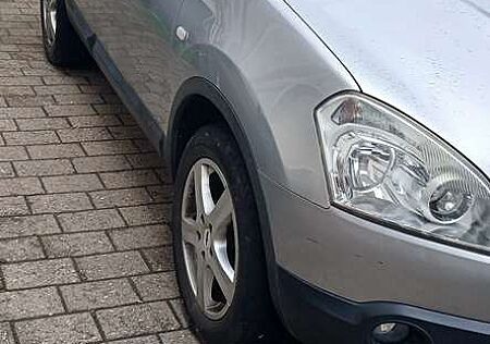 Nissan Qashqai+2 Qashqai+2 2.0 dCi DPF acenta