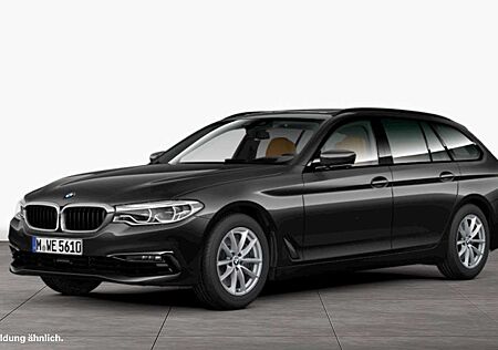 BMW 530 d xDrive Touring Pano.Dach Lenrkadhzg. AHK